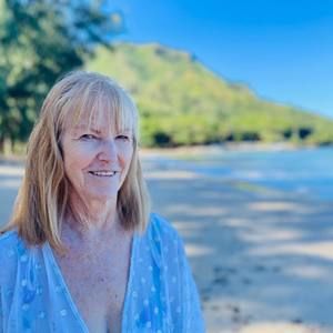 Meet your Posher, Carole